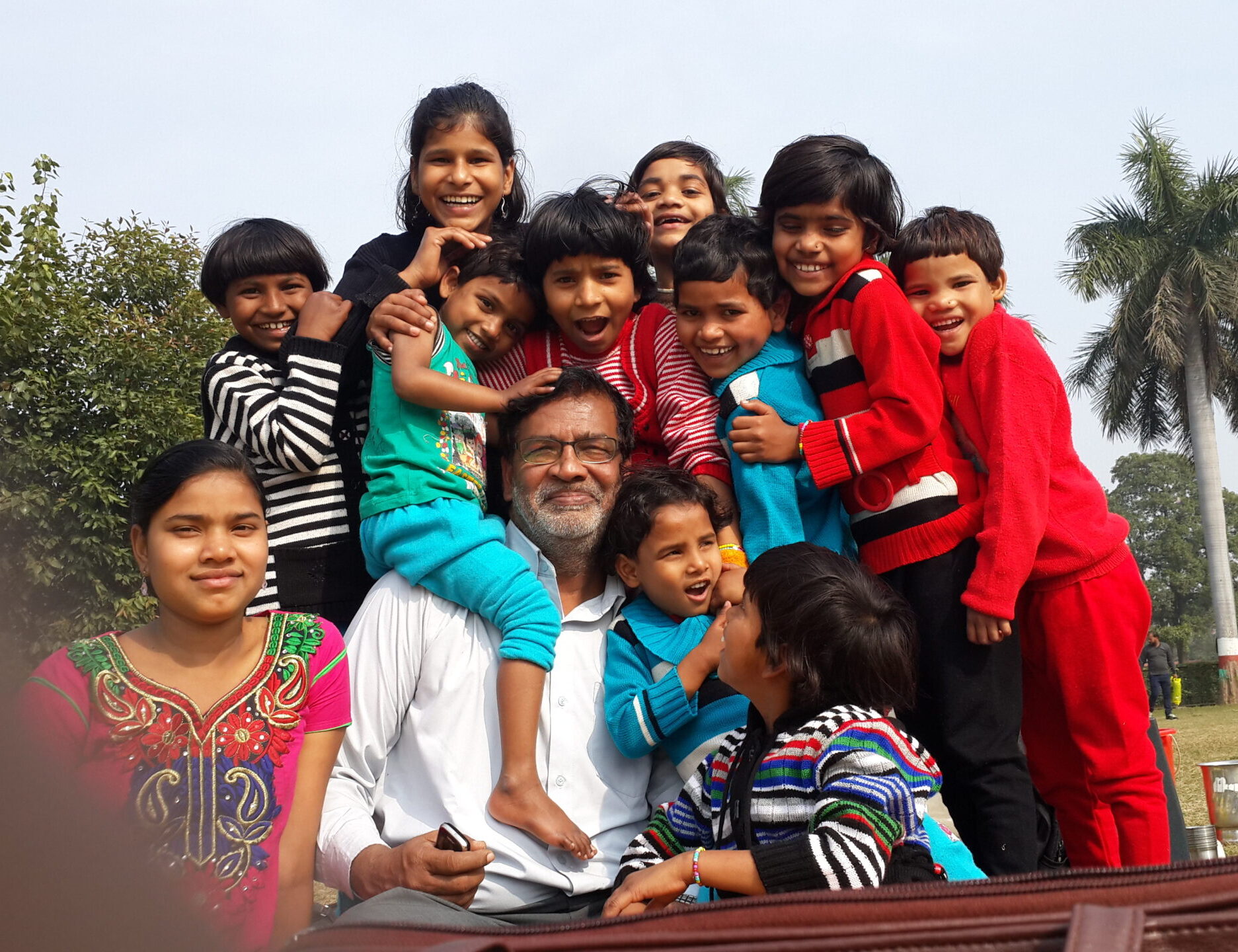 FOTO FATHER ABBI